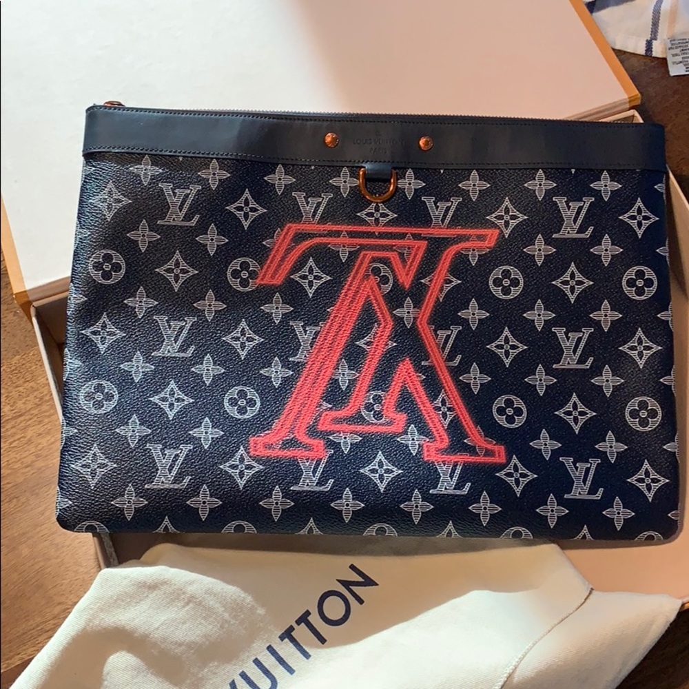 Louis Vuitton Upside Down Apollo Pochette GM